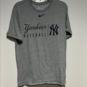 Nike Gray Yankees Baseball T-Shirt